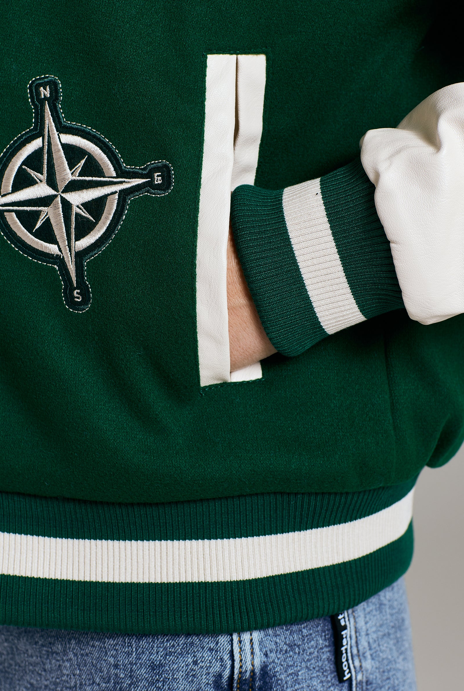 MASCOT VARSITY JACKET LUCKY GREEN – hooded